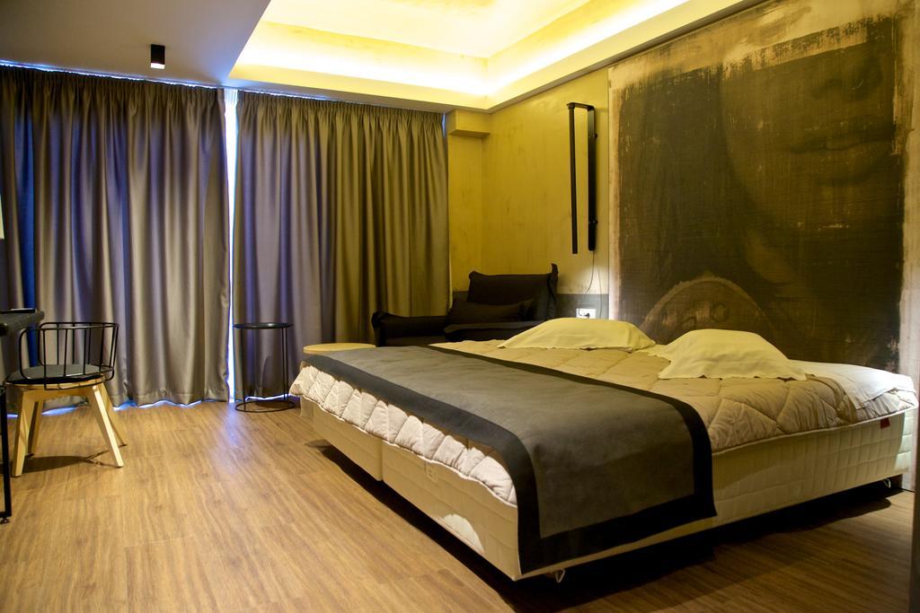 Adonis City Hotel Patras Habitación foto