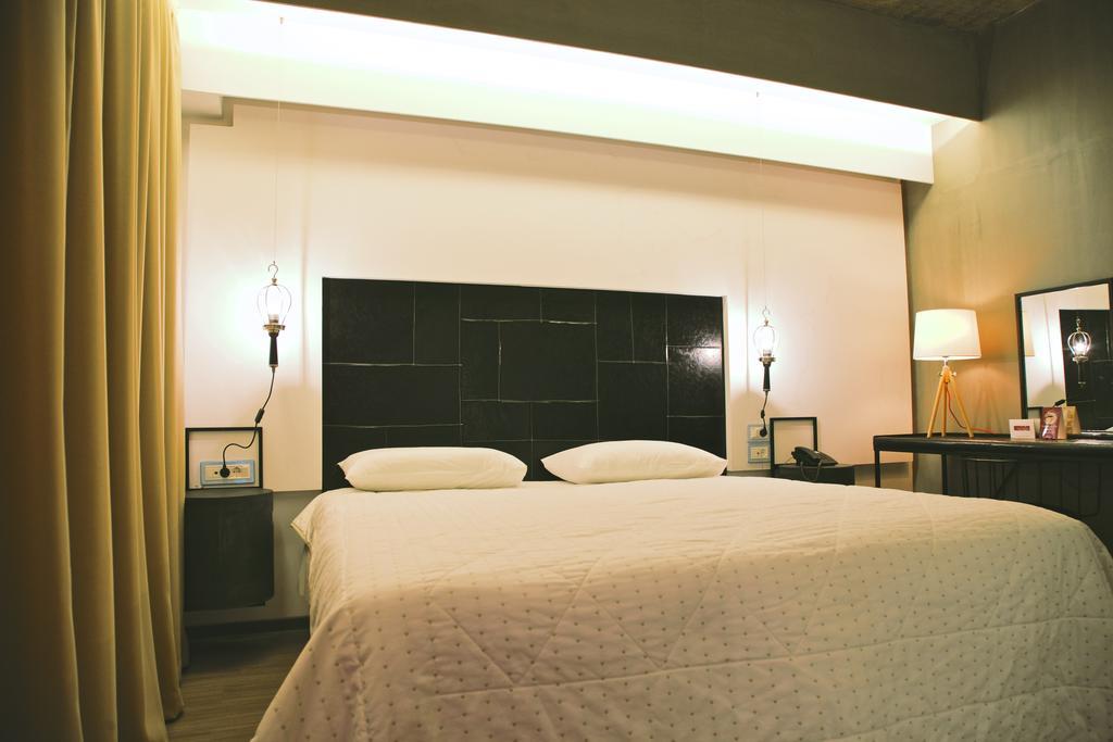 Adonis City Hotel Patras Habitación foto